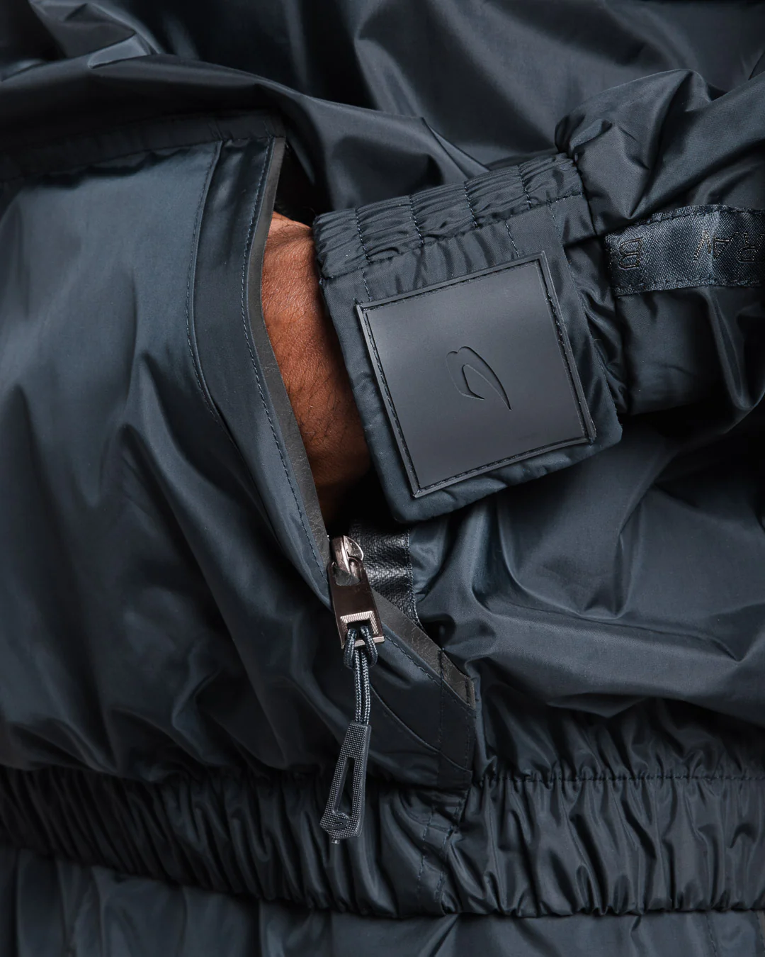 Hagler Sauna Suit 2.0 - Charcoal - Image 11