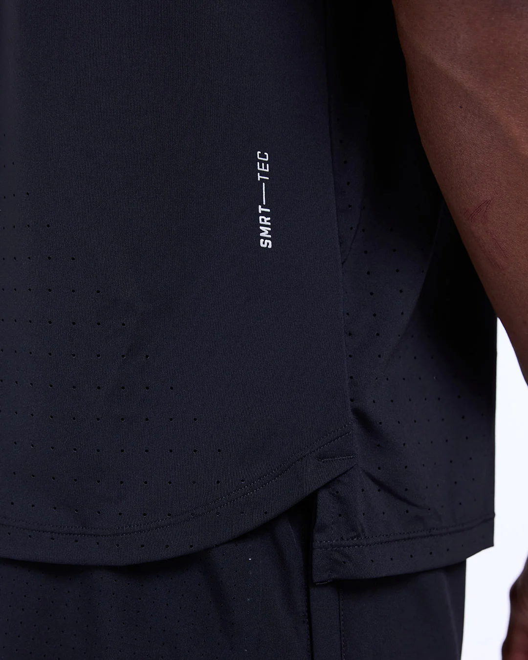Langford T-Shirt - Black - Image 9