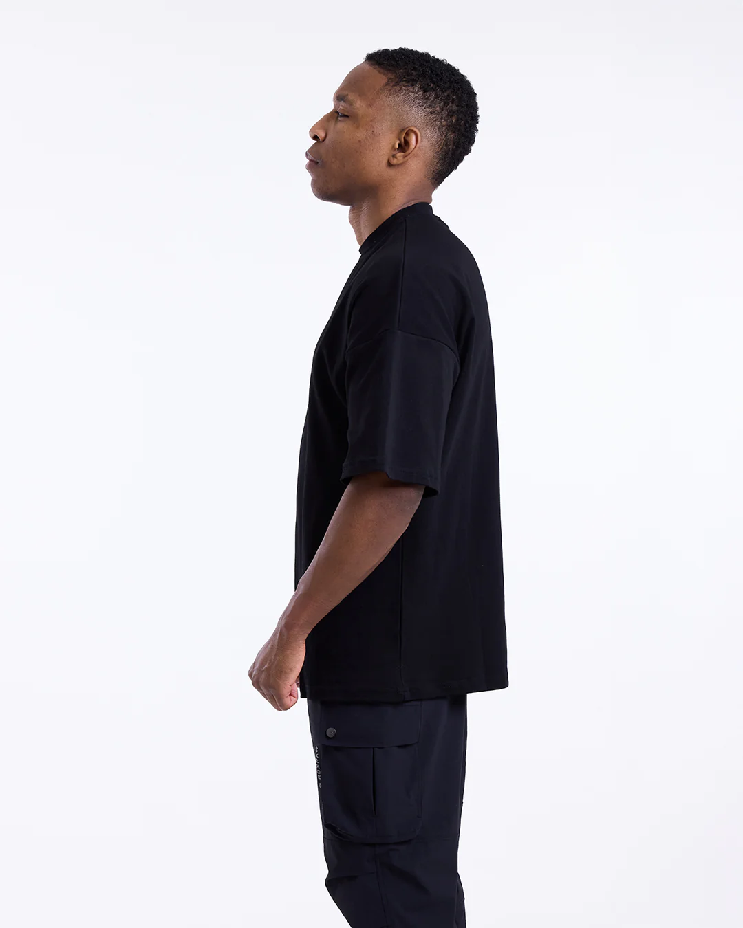 Strike Oversized T-Shirt - Black - Image 4